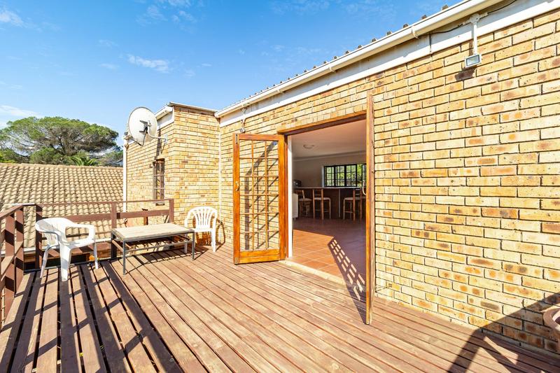 4 Bedroom Property for Sale in Joostenbergvlakte Western Cape